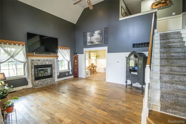 9039 Riverview Court, Montrose Charter Township, MI 48433