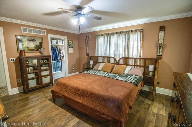 9039 Riverview Court, Montrose Charter Township, MI 48433