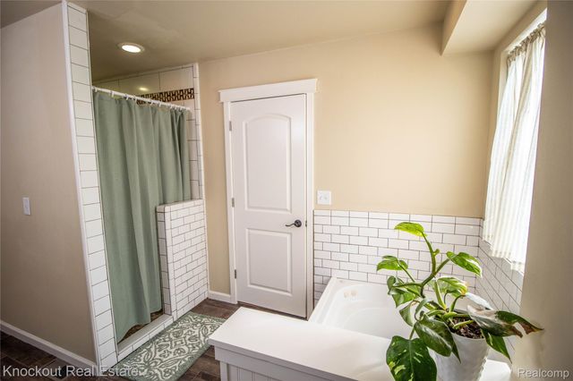 9039 Riverview Court, Montrose Charter Township, MI 48433