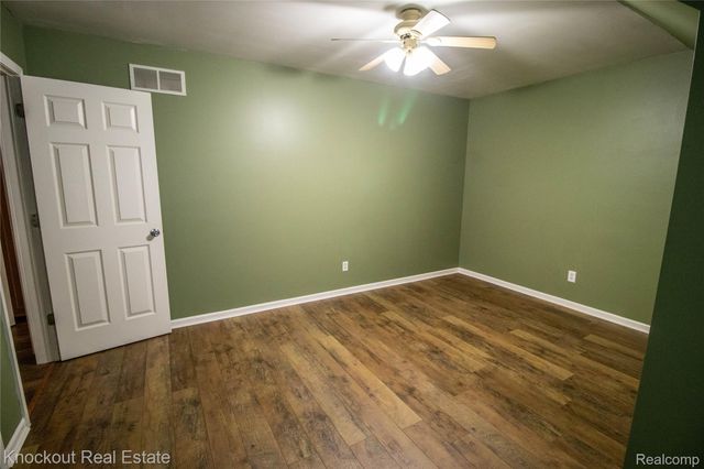 9039 Riverview Court, Montrose Charter Township, MI 48433