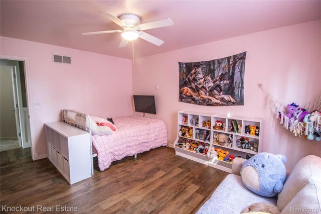 9039 Riverview Court, Montrose Charter Township, MI 48433