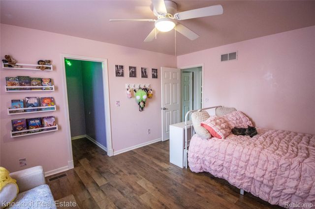 9039 Riverview Court, Montrose Charter Township, MI 48433