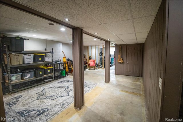 9039 Riverview Court, Montrose Charter Township, MI 48433