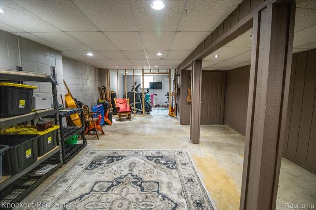 9039 Riverview Court, Montrose Charter Township, MI 48433