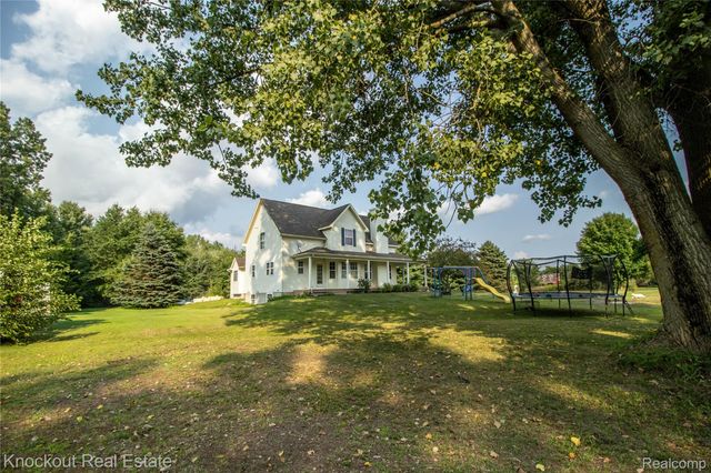 9039 Riverview Court, Montrose Charter Township, MI 48433