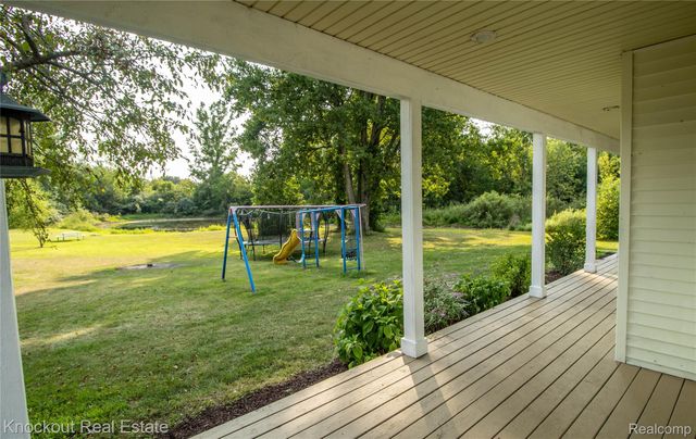 9039 Riverview Court, Montrose Charter Township, MI 48433