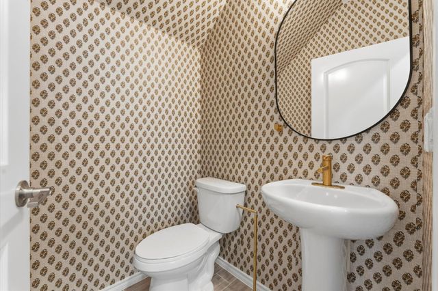 1822 Calabasas Way, Houston, TX 77080