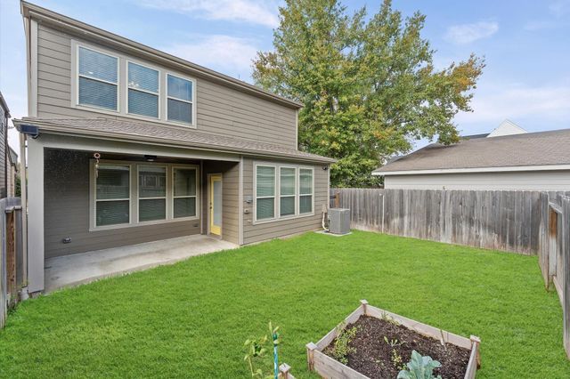 1822 Calabasas Way, Houston, TX 77080