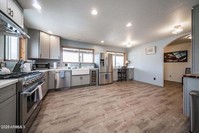 6555 N CHAMBERS Drive, Flagstaff, AZ 86001