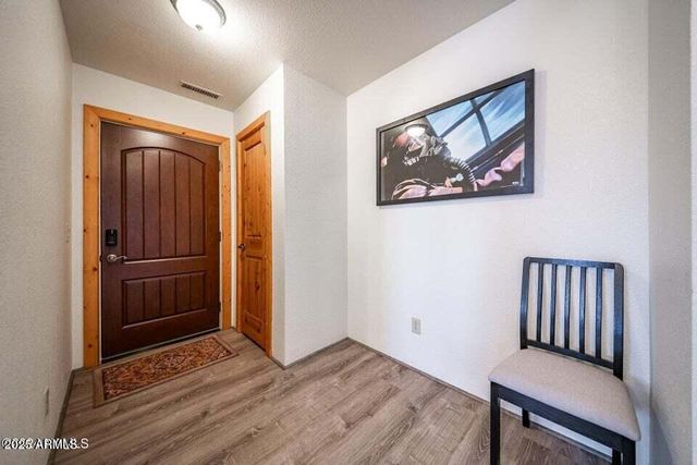 6555 N CHAMBERS Drive, Flagstaff, AZ 86001