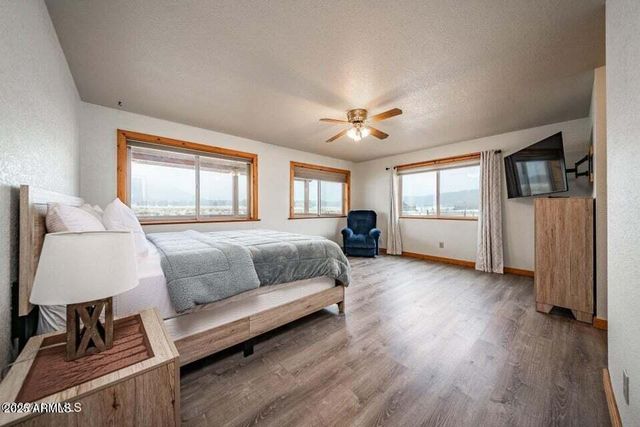 6555 N CHAMBERS Drive, Flagstaff, AZ 86001