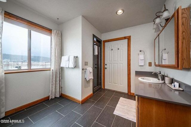 6555 N CHAMBERS Drive, Flagstaff, AZ 86001