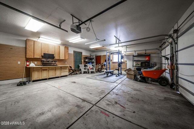 6555 N CHAMBERS Drive, Flagstaff, AZ 86001