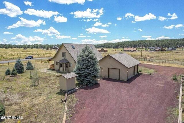 6555 N CHAMBERS Drive, Flagstaff, AZ 86001