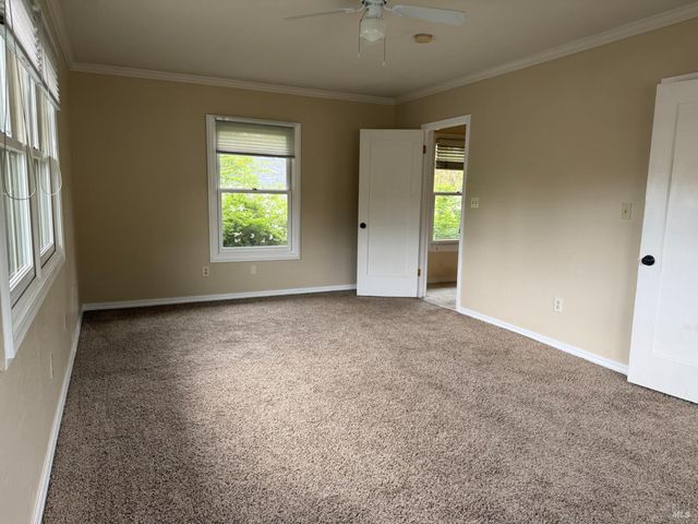 530 W Stephenson St, Ukiah, CA 95482