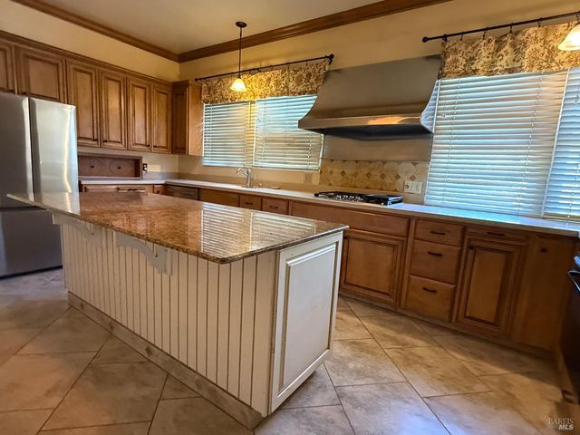 530 W Stephenson St, Ukiah, CA 95482