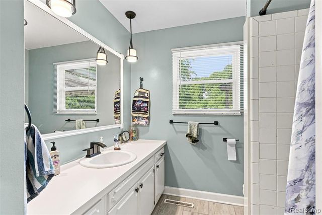 12465 Tuscola Road, Clio, MI 48420