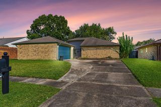 9731 Shell Rock Road, La Porte, TX 77571