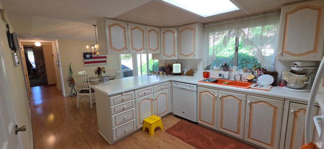 1398 N OAKRIDGE DR, Centerville, UT 84014