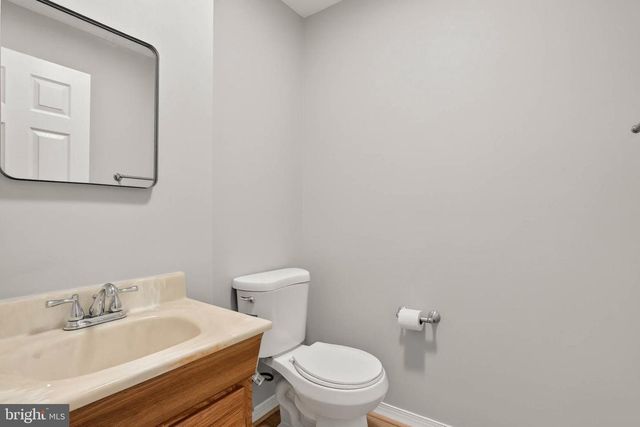 8608 WOODLAND MANOR DR, Laurel, MD 20724