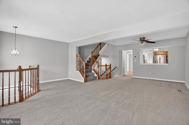 8608 WOODLAND MANOR DR, Laurel, MD 20724