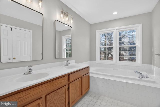 8608 WOODLAND MANOR DR, Laurel, MD 20724