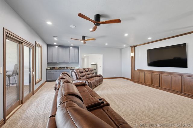 6133 E 138th Street S, Bixby, OK 74008