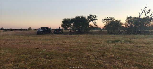 415 Veterans Memorial Dr, Navasota, TX 77868