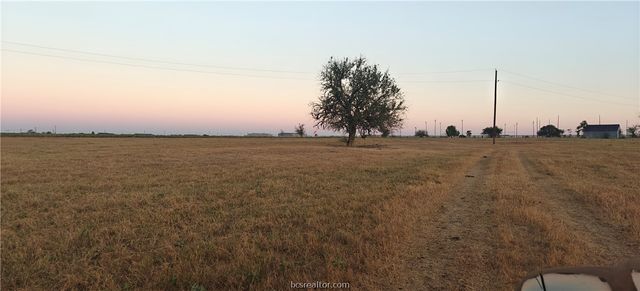 415 Veterans Memorial Dr, Navasota, TX 77868