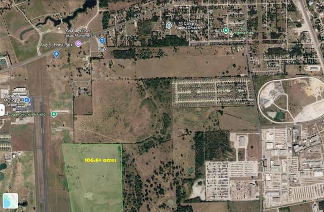 415 Veterans Memorial Dr, Navasota, TX 77868