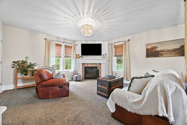 11925 Lippincott Road, East Rochester, OH 44625