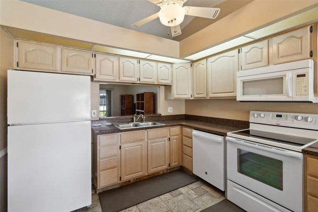 11412 STAMFIELD DRIVE, Orlando, FL 32821