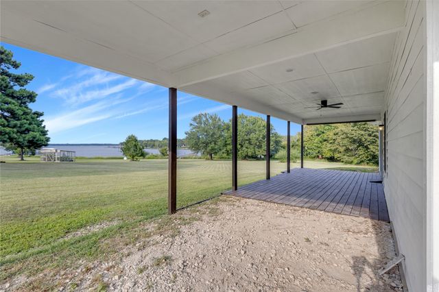 758 Rs County Road 3350, Emory, TX 75440