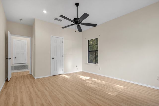 758 Rs County Road 3350, Emory, TX 75440