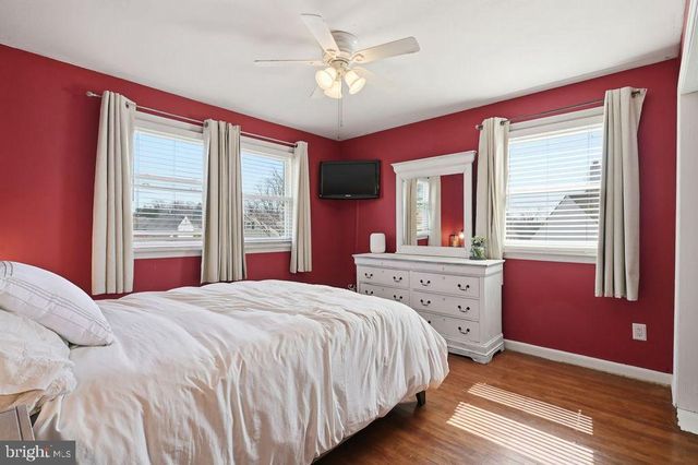 2620 SHERWOOD DR, Wilmington, DE 19808