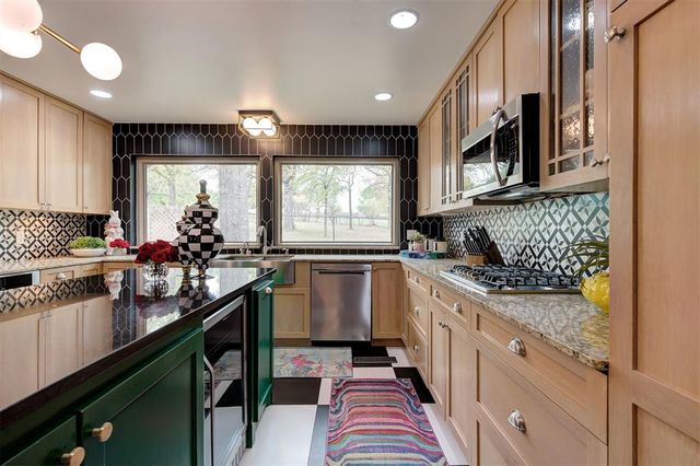 2020 Bandit Point, Edmond, OK 73025