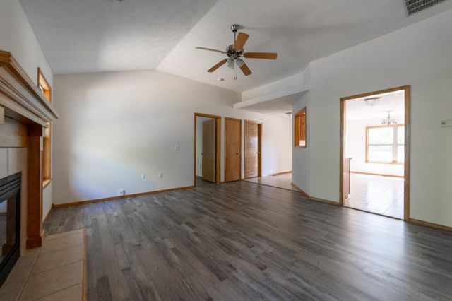 3253 E Colonial Street, Republic, MO 65738