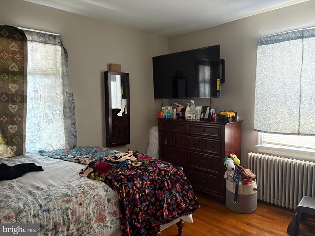 19 OAKLAND AVE, West Grove, PA 19390