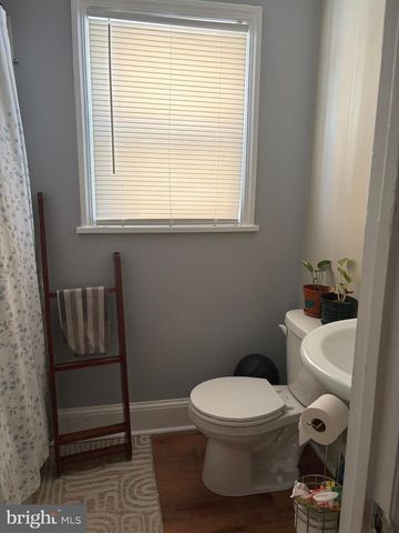 19 OAKLAND AVE, West Grove, PA 19390