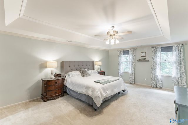 15033 Greentree Trail SE, Huntsville, AL 35803