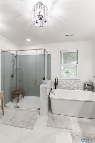 15033 Greentree Trail SE, Huntsville, AL 35803