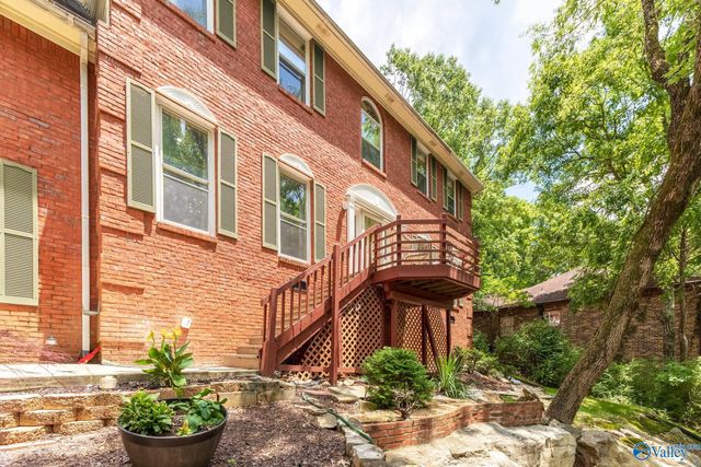 15033 Greentree Trail SE, Huntsville, AL 35803
