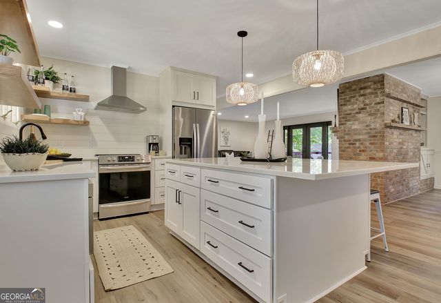 145 Holly Hill Road, Fayetteville, GA 30214