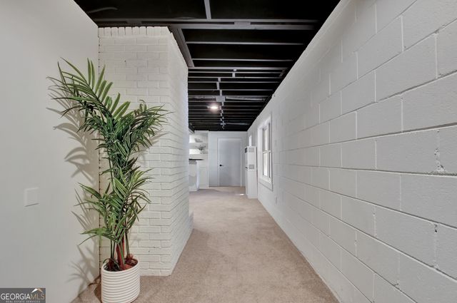 145 Holly Hill Road, Fayetteville, GA 30214