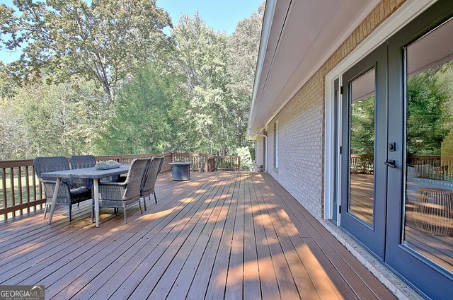 145 Holly Hill Road, Fayetteville, GA 30214