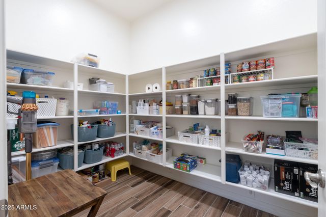 13770 W BLOSSOM Way, Litchfield Park, AZ 85340