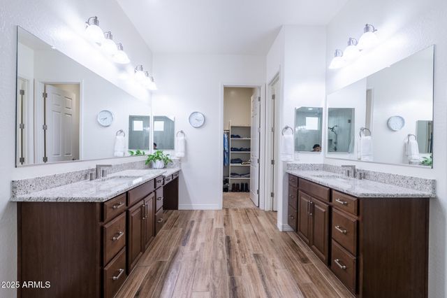 13770 W BLOSSOM Way, Litchfield Park, AZ 85340