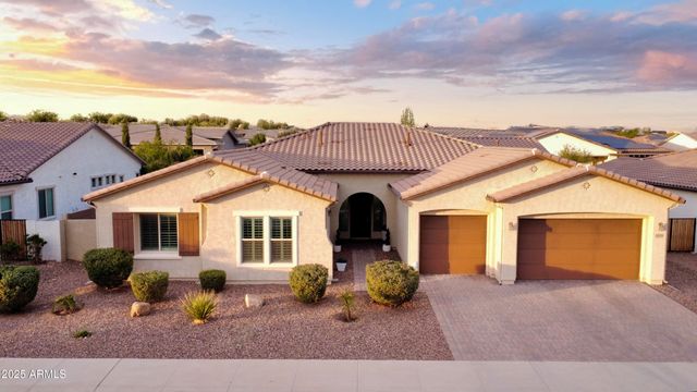 13770 W BLOSSOM Way, Litchfield Park, AZ 85340
