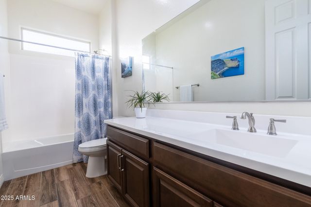 13770 W BLOSSOM Way, Litchfield Park, AZ 85340