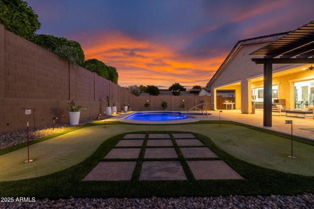 13770 W BLOSSOM Way, Litchfield Park, AZ 85340